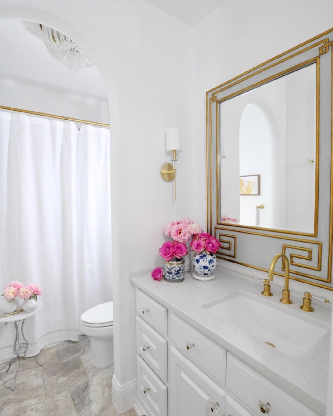 Glam Bathroom with Fresh Flowers via @decorgold