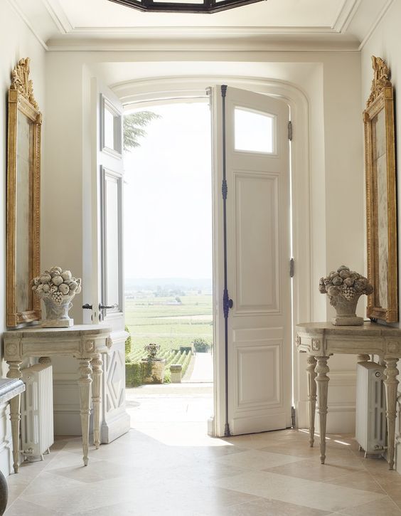 10 Stunning French Country Entryway Decor Ideas - Bedroom Decorating Ideas French Countryside