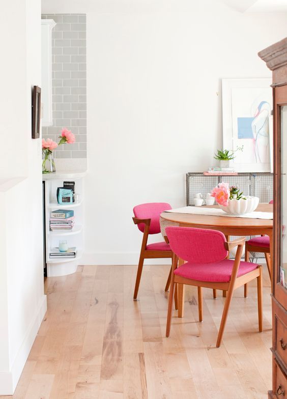 Mid-Century Modern Dining Room with Hot Pink Dining Chairs