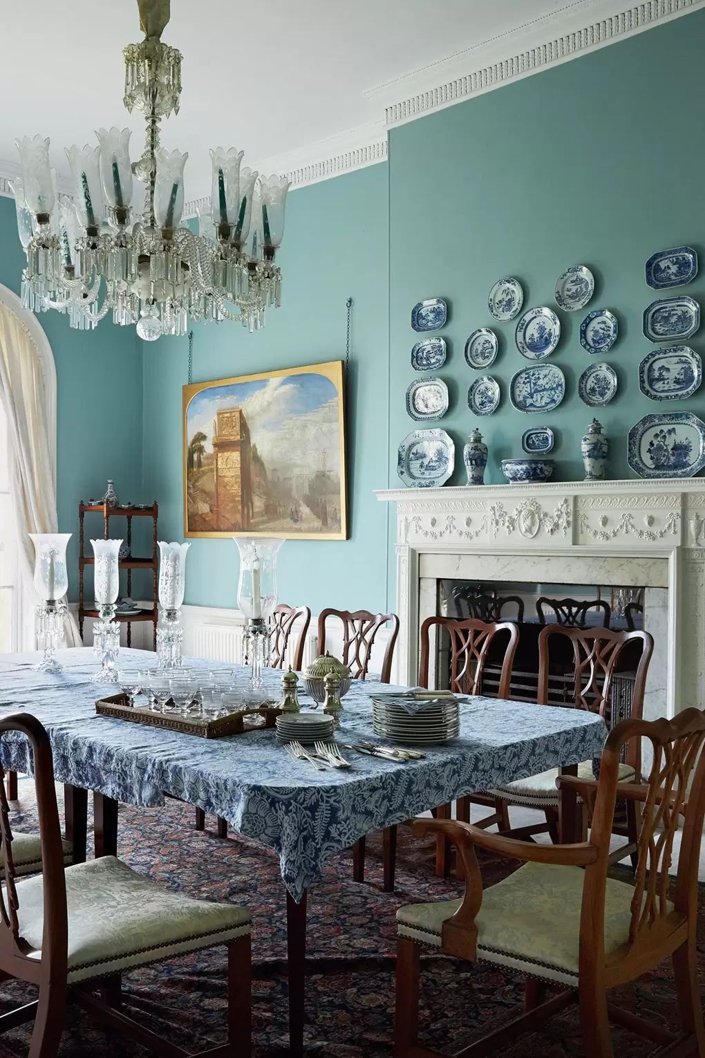 Monochrome Decor In English Country Dining Room Via Bradwell Lodge 