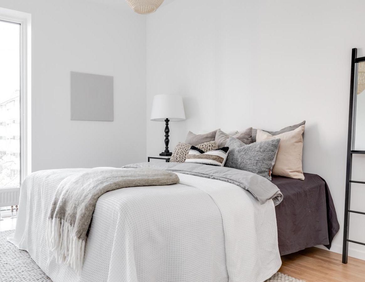 Muted Colors in a Scandinavian Bedroom via vaningen.se