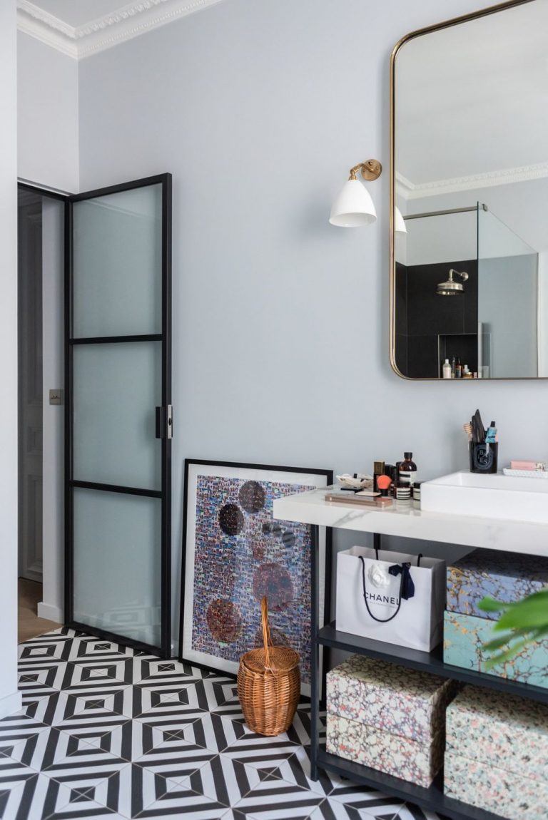10 MustSee Parisian Bathroom Decor Ideas
