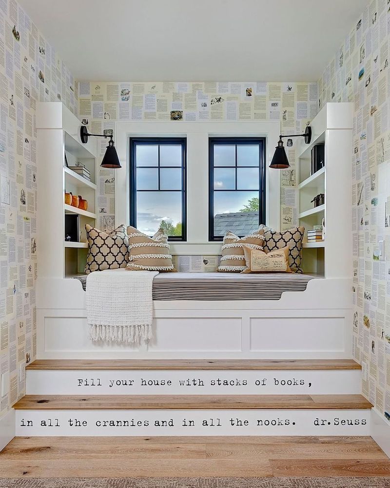 Reading Nook with Quotes on the Stair Backs via @clarkandcohomes