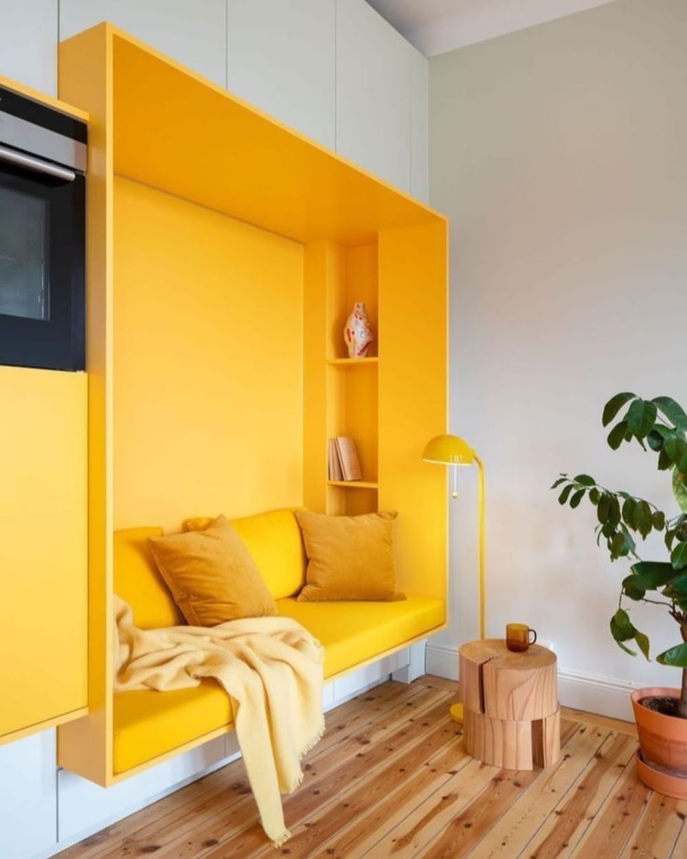 Reading nook with bright yellow paint via @neststudiohardware