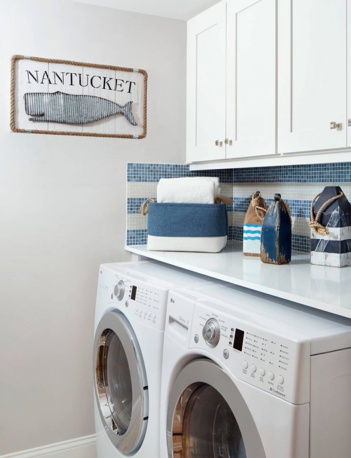 17 Dreamy Coastal Laundry Room Decor Ideas