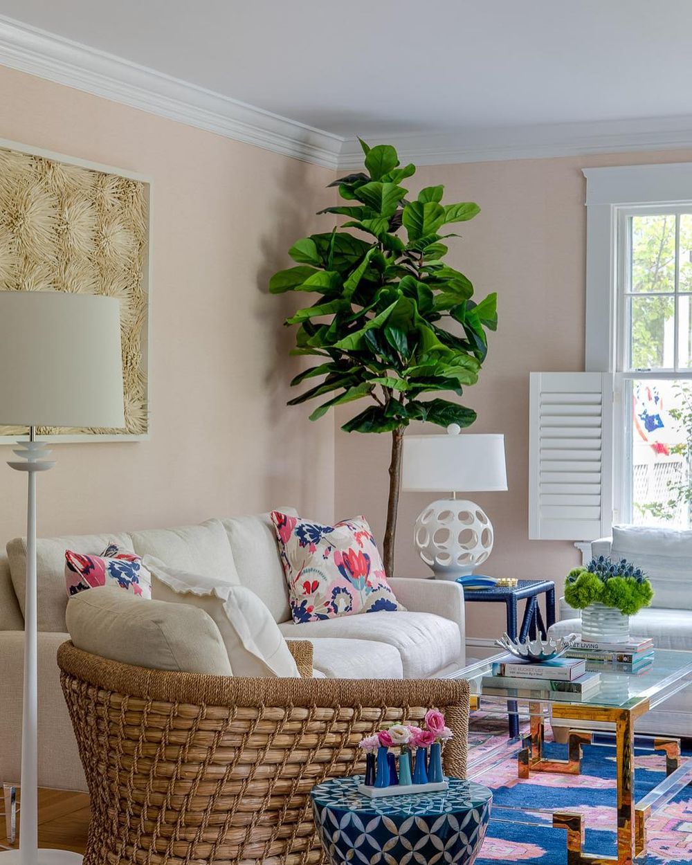 Tropical Living Room with Pink Walls via @digsdesignco