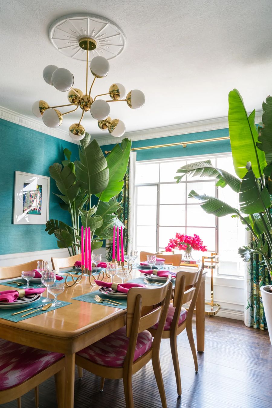 10 Best Tropical Dining Room Decor Ideas, Tropical Dining Room Table And Chairs