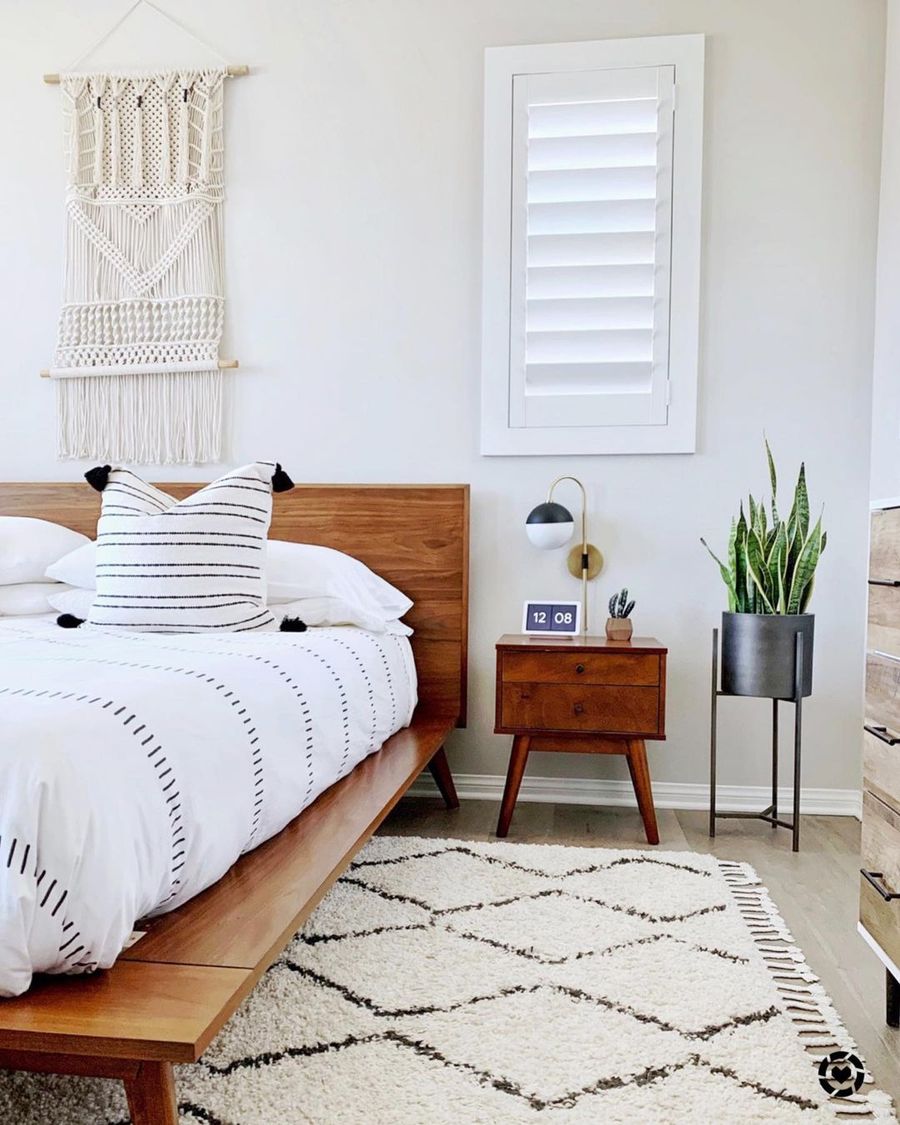 Wood Platform Bed in Mid-Century Modern Bedroom via @audreycrispinteriors