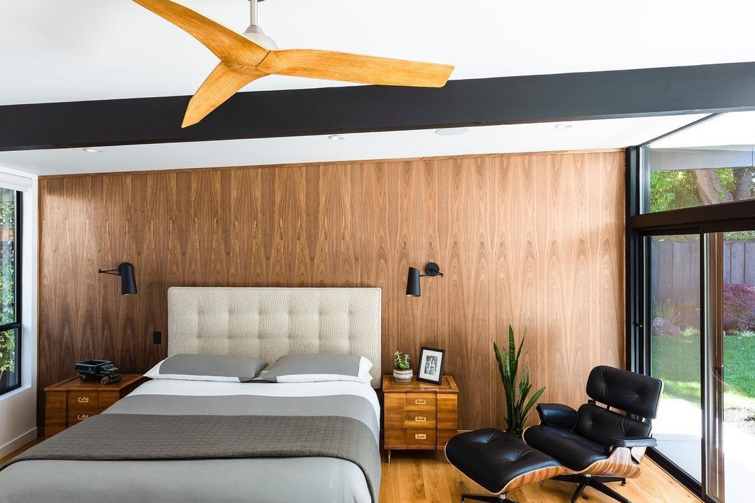 Wood Wall Paneling in Mid-Century Modern Bedroom with via @destinationeichler