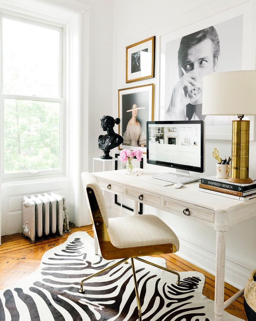 https://curatedinterior.com/wp-content/uploads/2021/01/Zebra-Print-Rug-Glam-Office-Decor-via-@shelbygirard.jpg