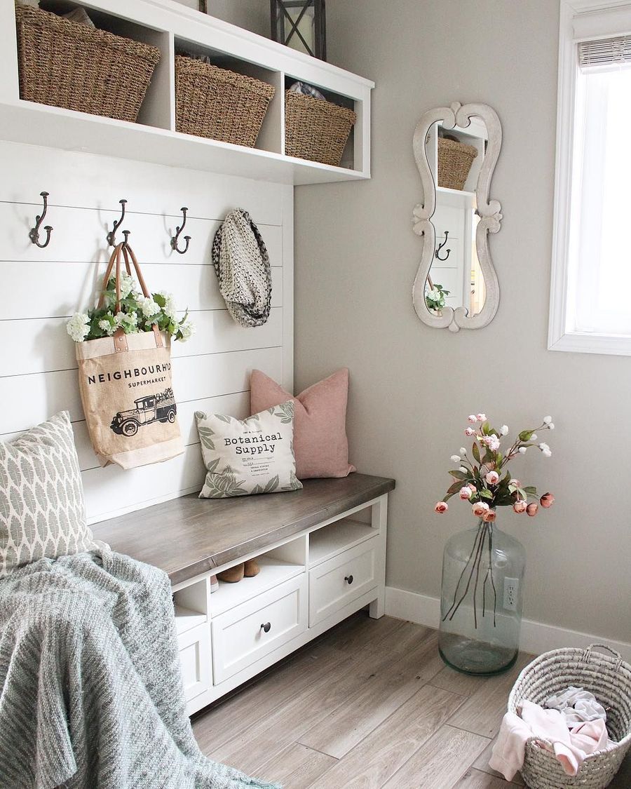 Beige Wall Paint Colors Farmhouse Entryway Decor via @bloomingdiyer