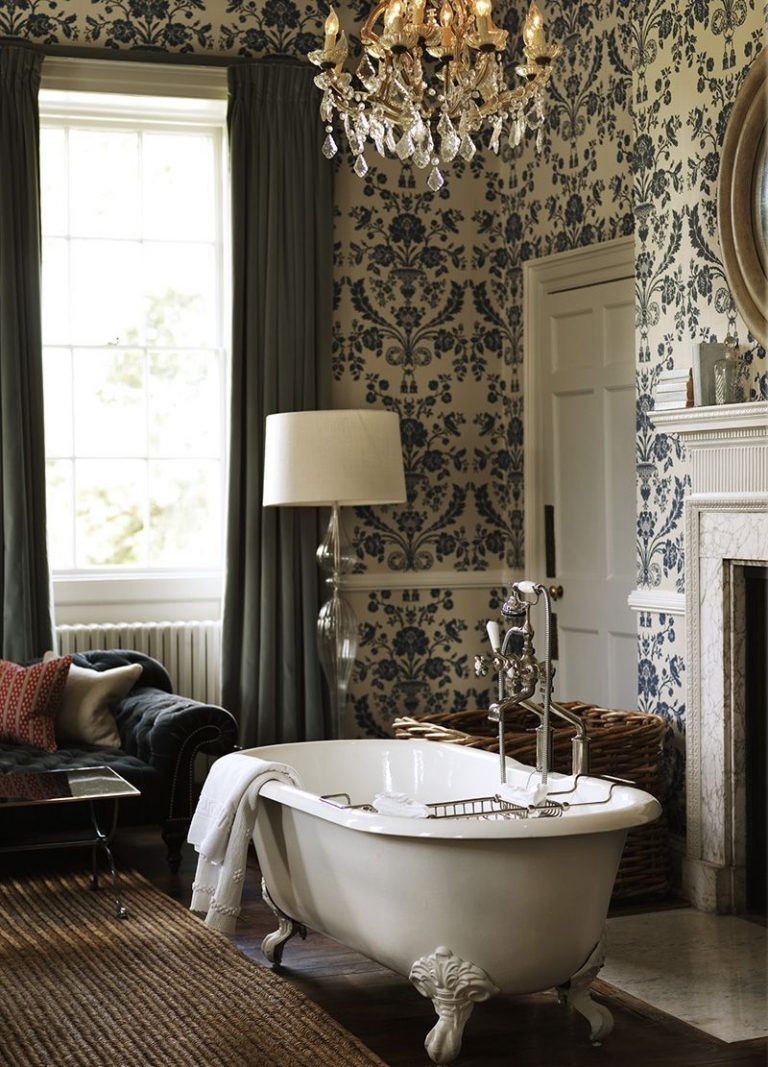 21 English Country Bathroom Designs to Inspire You