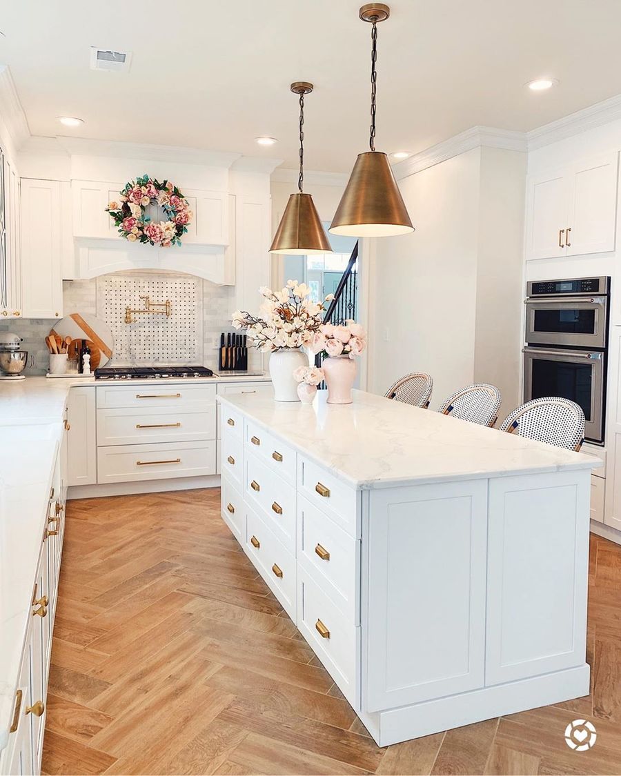 Brass Drawer Pulls and Cone Pendant lights Glam Kitchen Design via @the.pink.dream