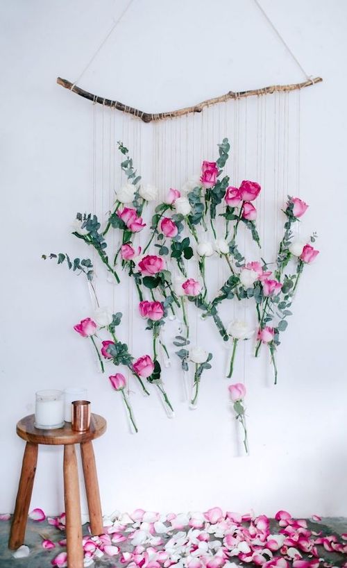 DIY Floral Vase Wall Hanging Spring Decor via collectivegen