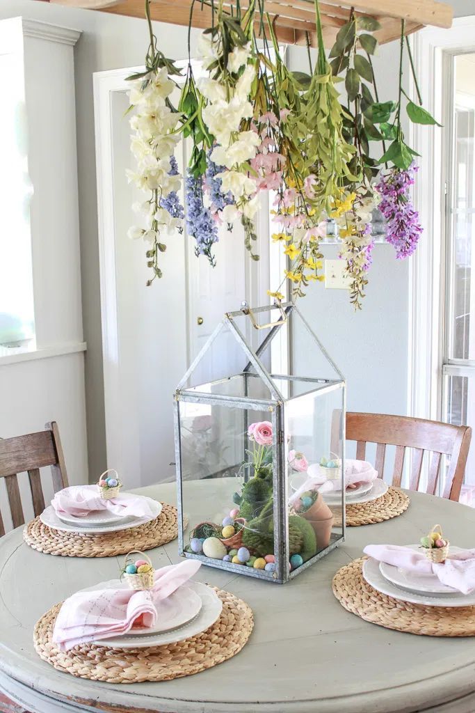 Easter Breakfast nook decor with hanging flowers via beautyforasheshome