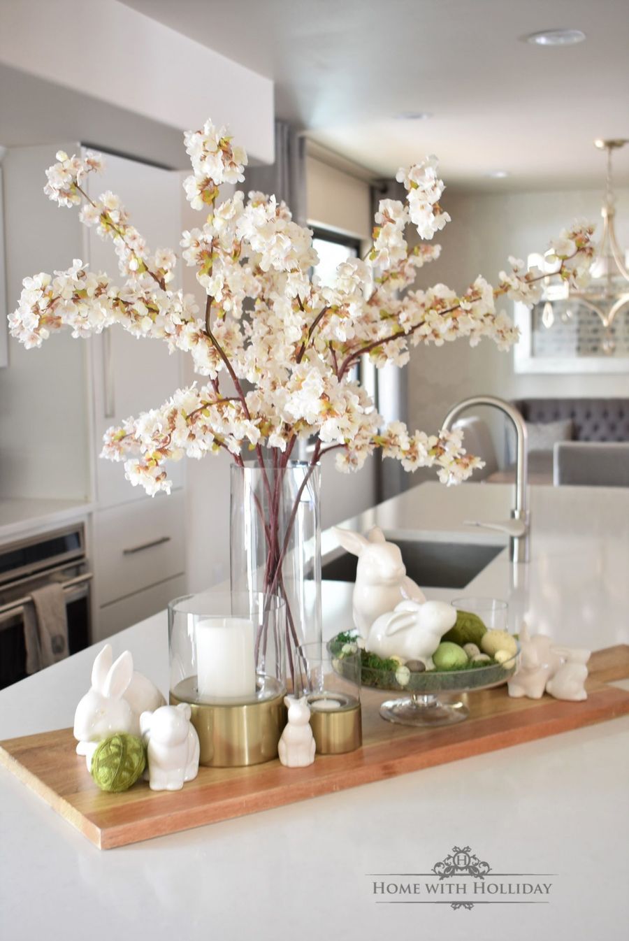 Easter Decor in the Kitchen centerpiece arrangement via HomewithHolliday