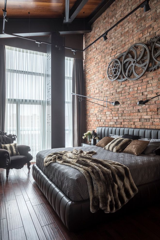 25 Industrial Bedroom Decor Ideas And Trends   Factory Wheels Wall Decor In Industrial Bedroom Decor Via @oleg Makovetskiy 