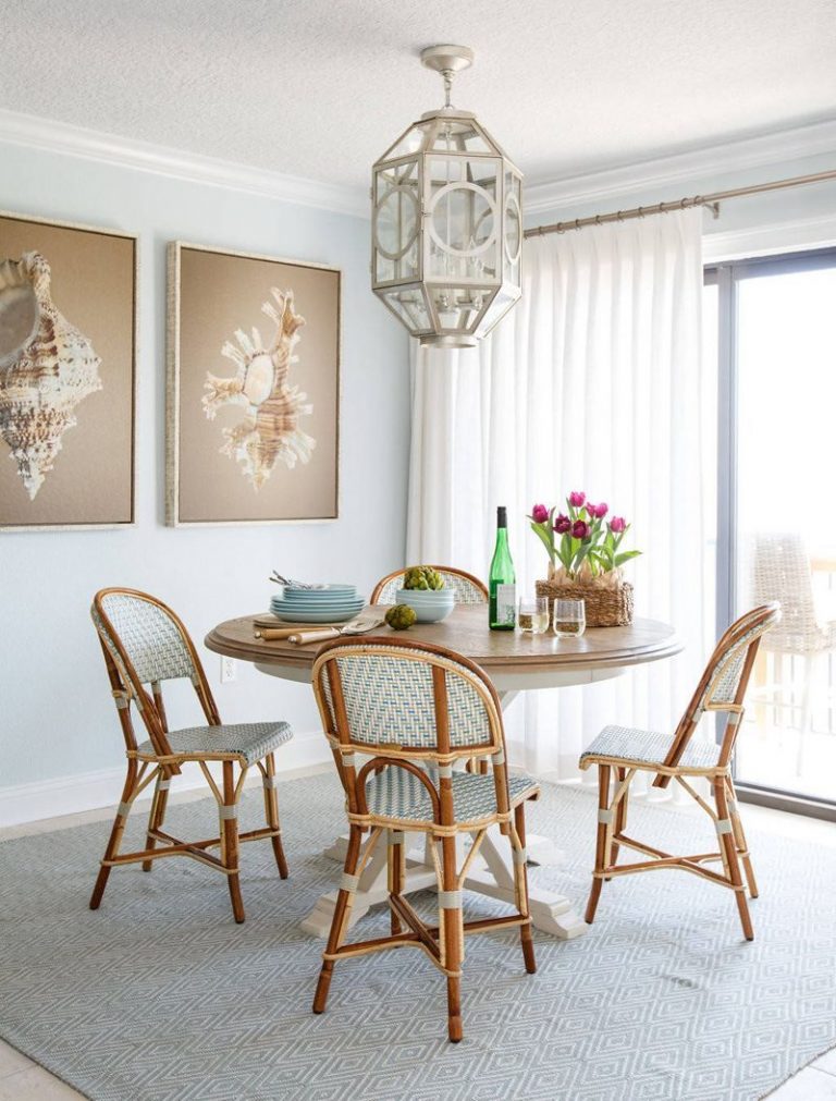 11 Cute Coastal Breakfast Nooks for Cozy, Quick Meals
