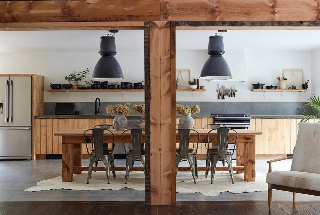 Industrial Kitchen and Dining Space Combo via @amberinteriors