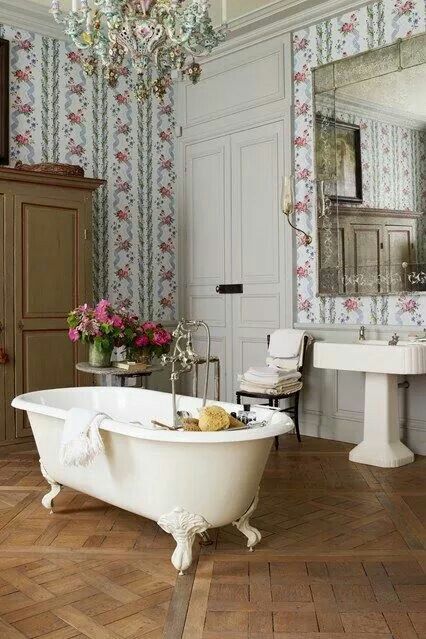 Vintage English country bathroom ideas