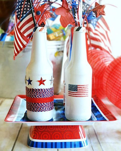 DIY Patriotic Recycled Bottle 4th of July Centerpiece via atthepicketfence