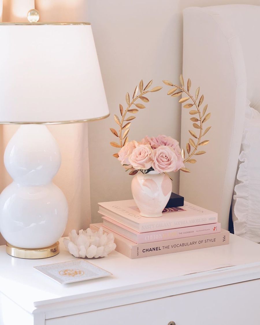 Glam Vignette Nightstand with Pink Fashion Books via @the.pink.dream
