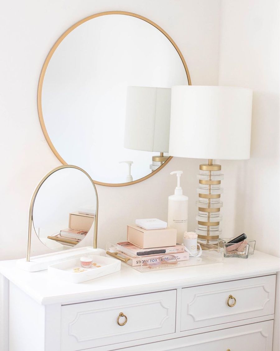 Glam vignette Rose Gold Accents via @teresalaucar