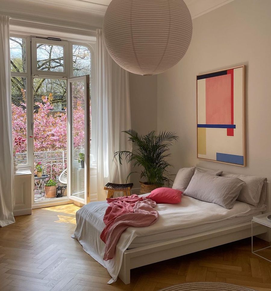 https://curatedinterior.com/wp-content/uploads/2021/05/Bedroom-Essentials-via-pippilottaaushamburg.jpg