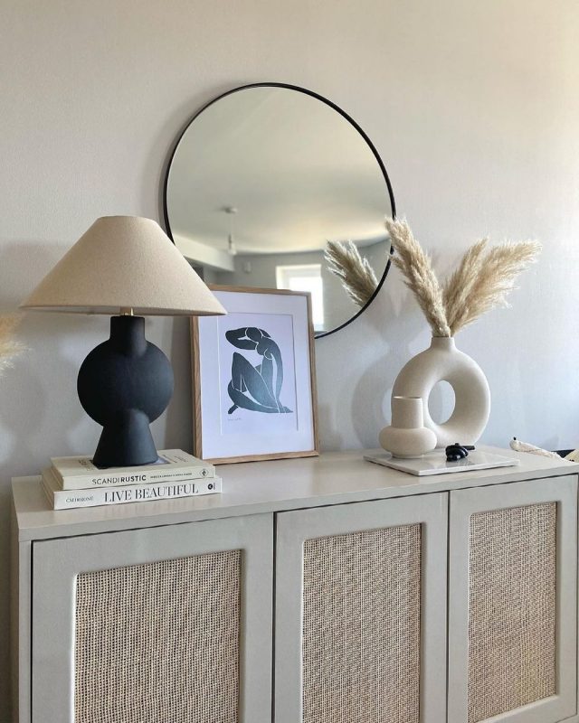 How to Decorate with Pampas Grass and Where to Buy It