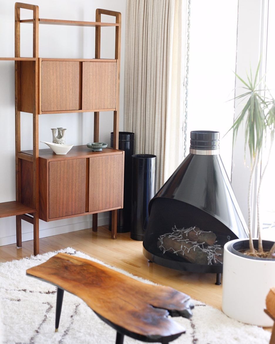 Mid-Century Modern Fireplace Ideas Cone Fireplace via @thejennyjames