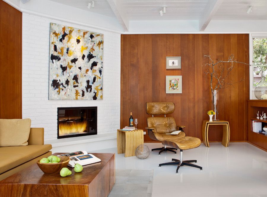 Mid-century modern fireplace Studio Schicketanz