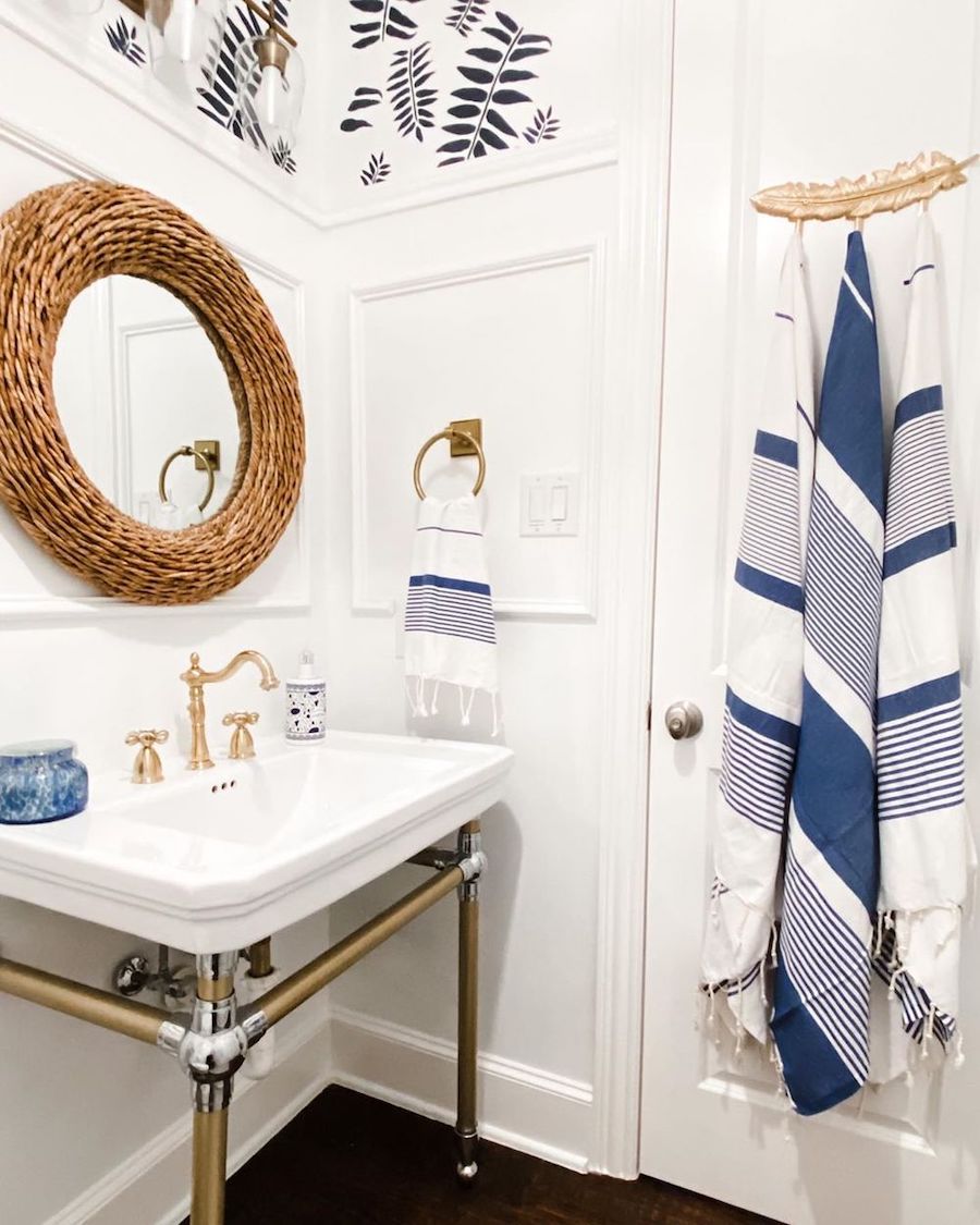 Nautical Bathroom striped bath towels via @shannongolddesign