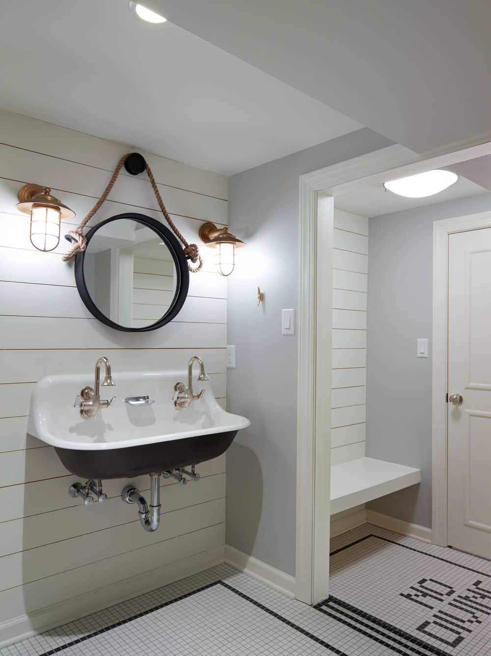 Nautical bathroom design via SHOPHOUSE