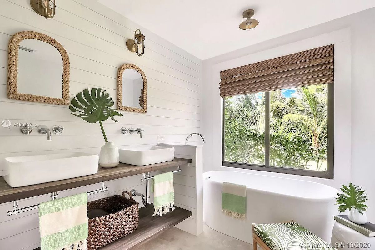 Tropical Bathroom via susie bettenhausen design