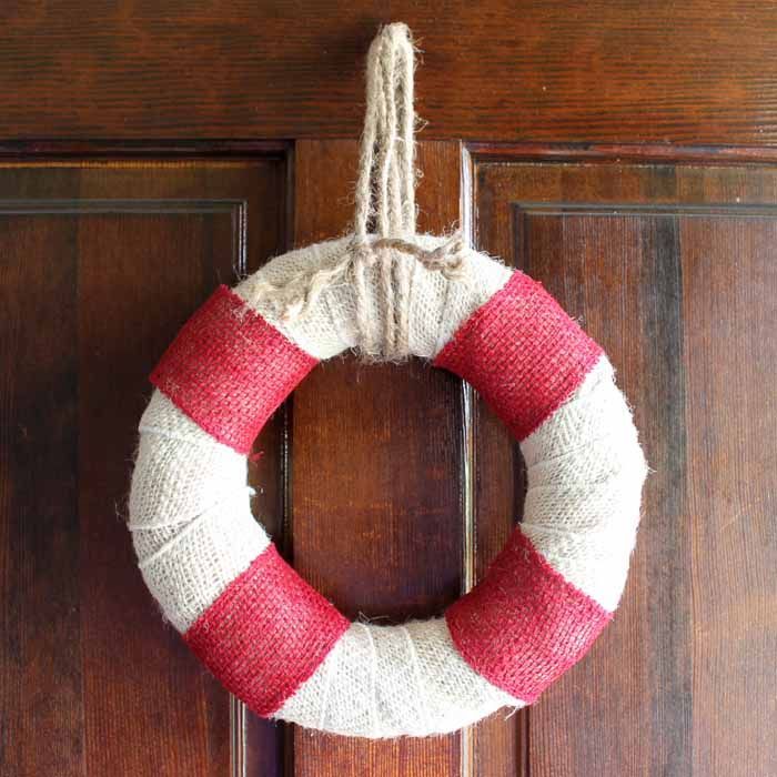 DIY Burlap Floating Life Ring Buoy Wreath via thecountrychiccottage