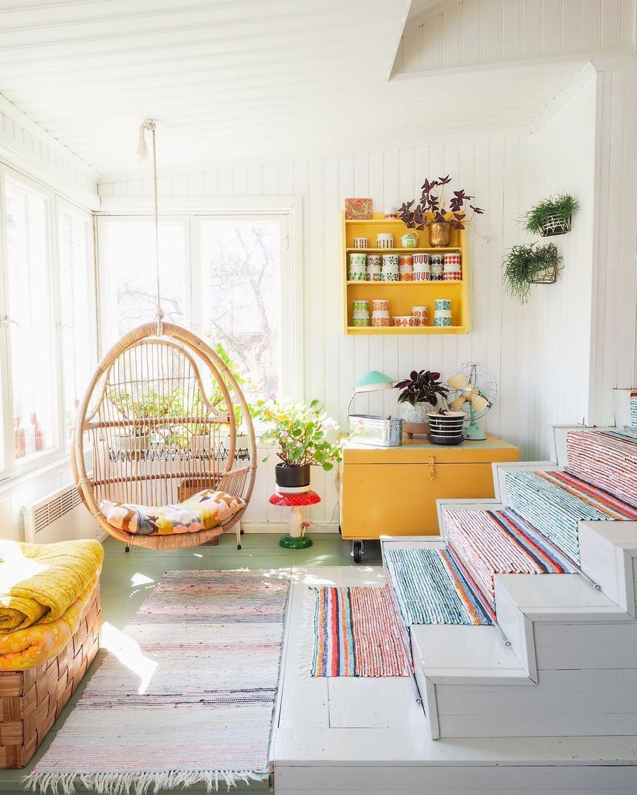 Boho Window Seat with Hanging Chair via @vintageinteriorxx