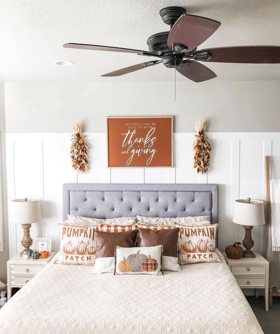 Fall Bedroom Decor Pumpkins on the Nightstand via citygirlmeetsfarmboy