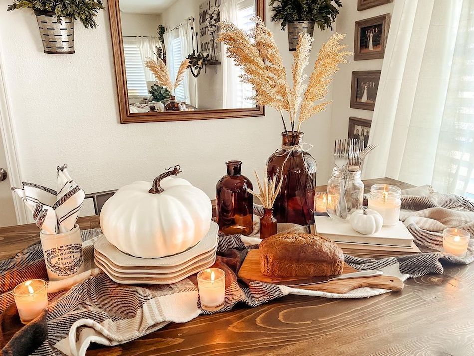 10 Amazing Fall Dining Room Decor Ideas, Fall Dining Table Centerpiece Ideas
