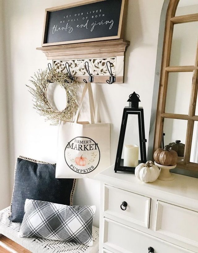 21 Creative Fall Entryway Decor Ideas