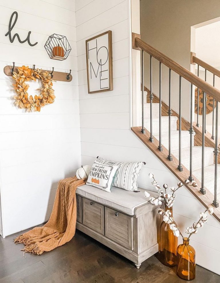 21 Creative Fall Entryway Decor Ideas