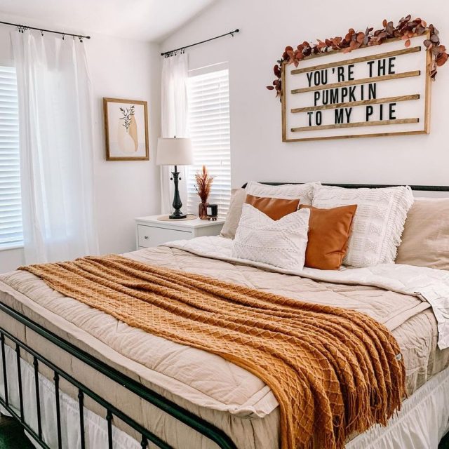 10 Cozy Fall Bedroom Decor Ideas