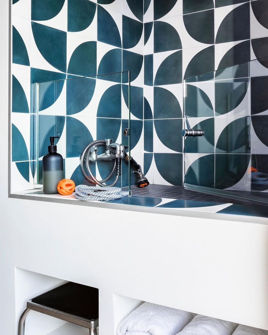 Mid-Century Modern Tile Ideas Geometric Dark Blue and White Square Tile via @destinationeichler