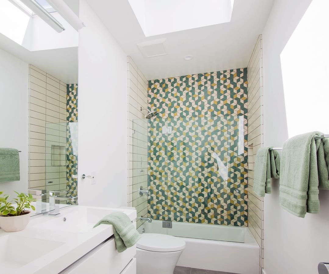 Mid-Century Modern Tile Ideas Green Bathroom Tile via @destinationeichler
