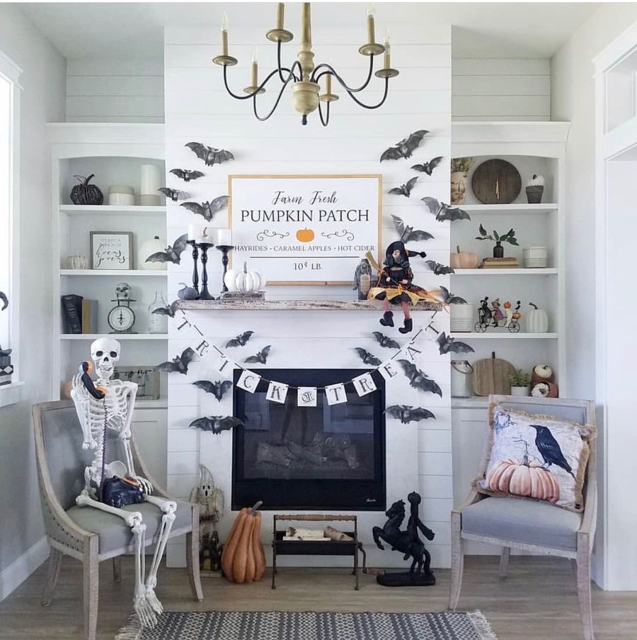 23 Farmhouse Halloween Decor Ideas