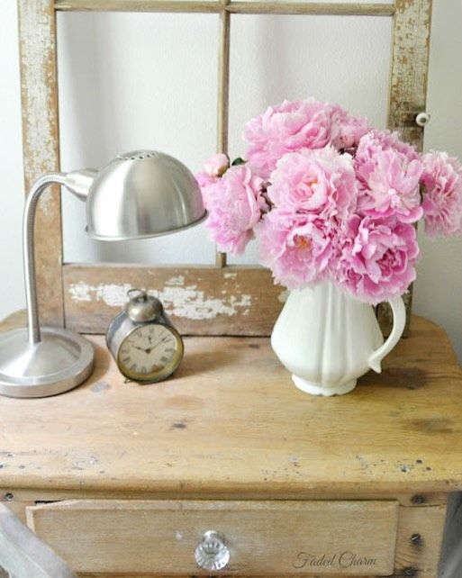 French Country Vignette via @fadedcharmliving