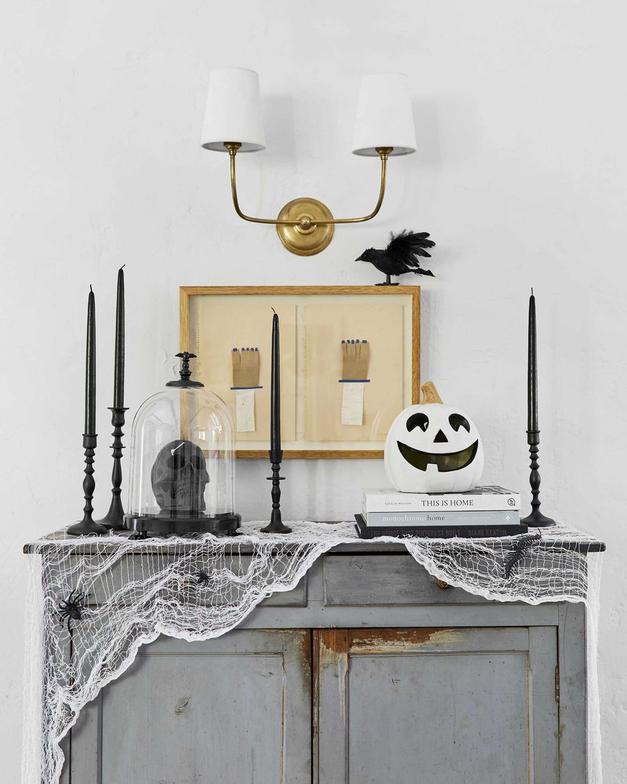 Halloween Farmhouse Decor Black Crows via emilyhenderson