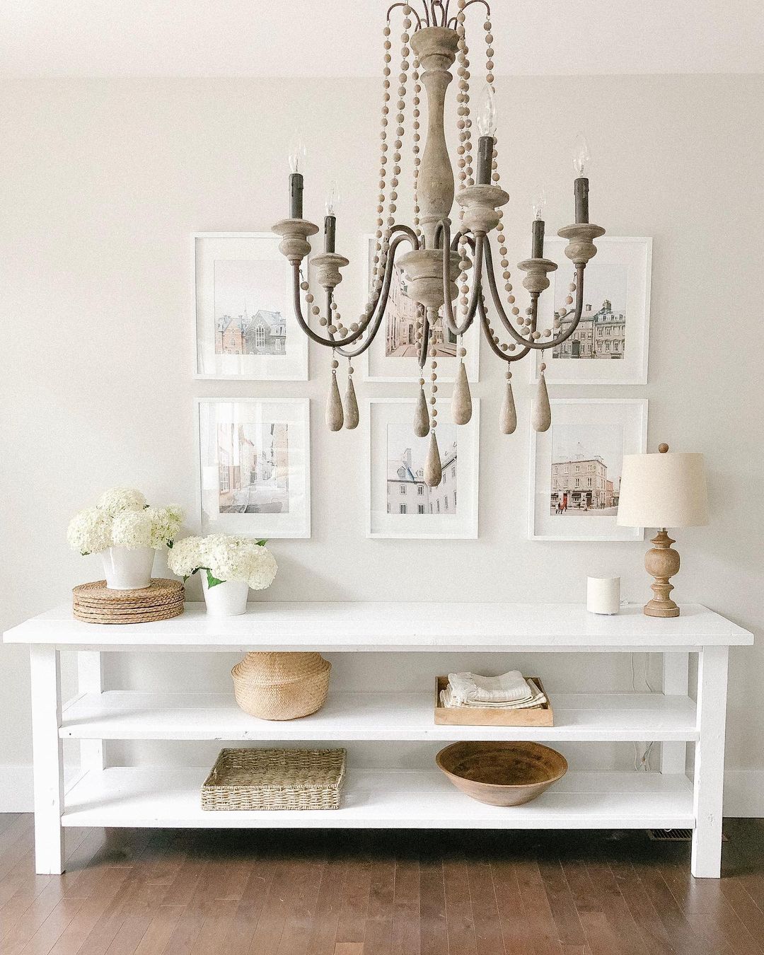 https://curatedinterior.com/wp-content/uploads/2021/09/Neutral-Chandelier-via-@thegirlonwaverley.jpg