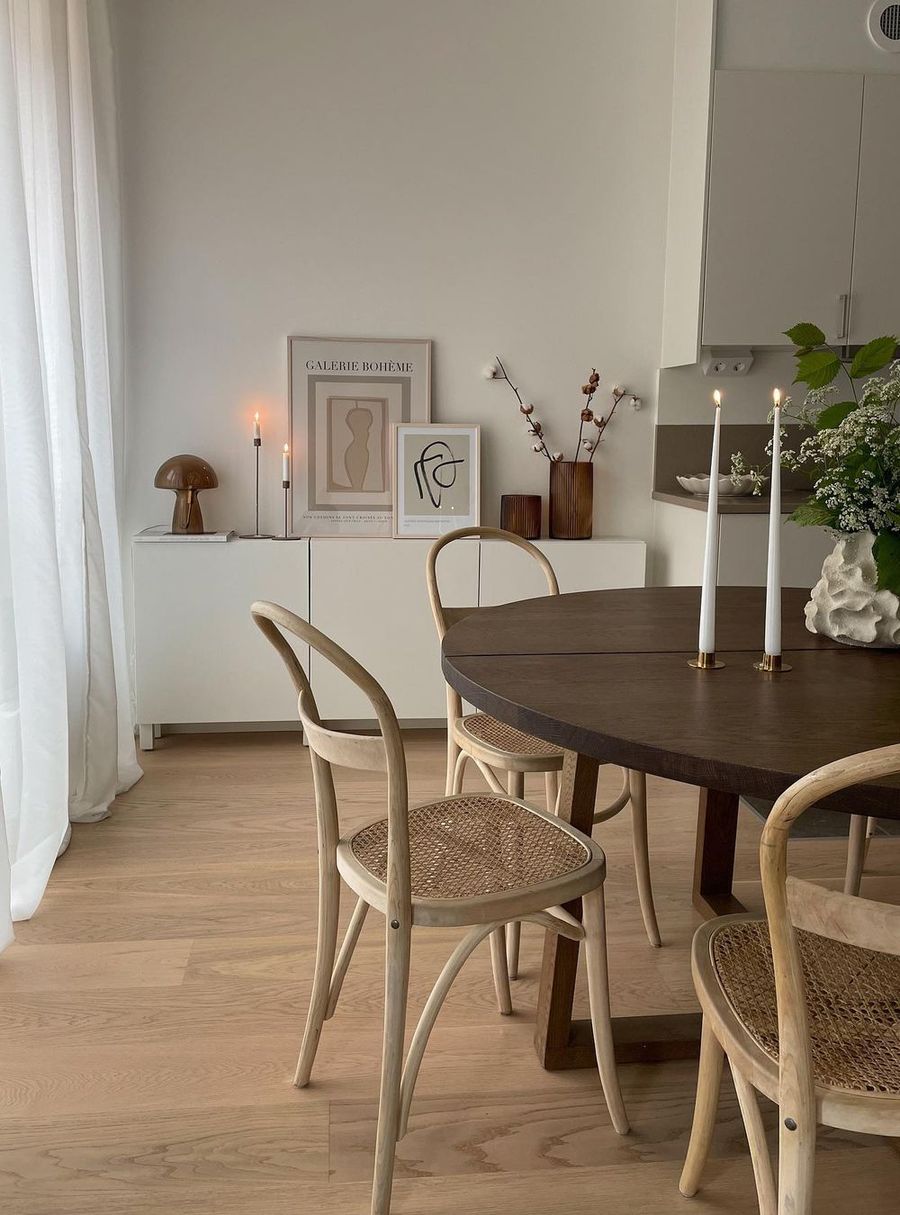 Scandinavian Dining Chairs via @joanna.avento