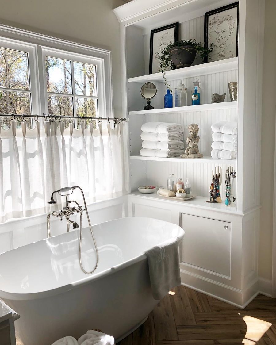 Traditional Bathroom via @savvysouthernstyle