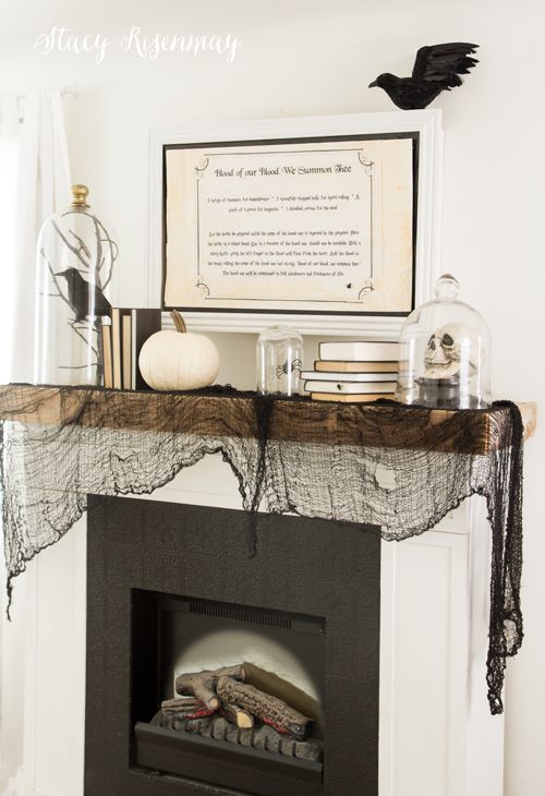 Vintage Farmhouse Halloween decor mantel via notjustahousewife